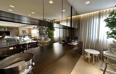 Imagem: O apartamento possui 4 Dormitórios, 5 Banheiros e 126m² de