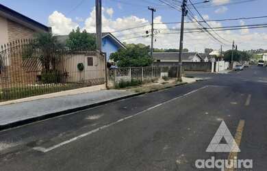 Imagem: A casa possui 2 Dormitórios, 2 Banheiros, 1 Vaga na garagem