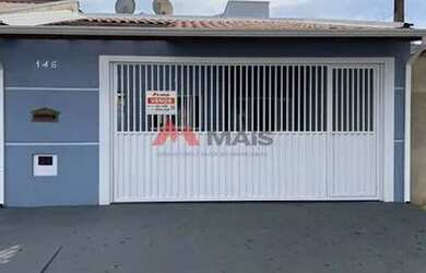 Imagem: A casa possui 2 Dormitórios, 1 Banheiro, 3 Vagas na garagem