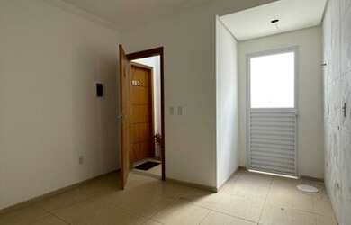 Imagem: O apartamento possui 1 Dormitório, 1 Banheiro, 32m² de Área