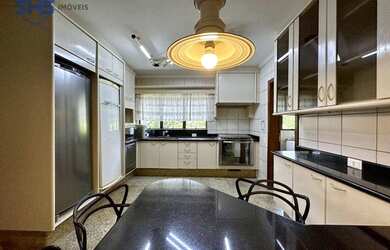 Imagem: O apartamento possui 4 Dormitórios, 4 Banheiros, 2 Vagas na