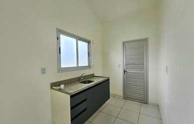 Imagem 4: Casa Condomínio Viita Club próximo a área de lazer e portaria