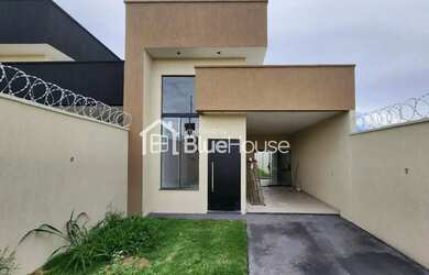 Imagem 4: Casa de 3 Quartos sendo 1 suíte em acabamento Premium no Setor Colonial...