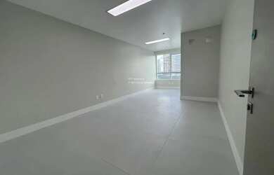 Imagem 3: SALA COMERCIAL COMERCIAL em Salvador - BA, Alphaville I