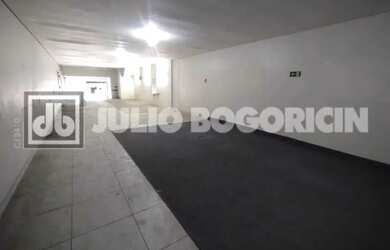 Imagem: O depósito possui 388m² de Área e está localizado em Estácio