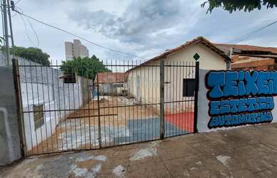 Imagem: O terreno possui 220m² de Área e está localizado em Vila