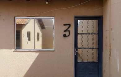 Imagem: A casa em condomínio possui 1 Dormitório, 1 Banheiro, 1 Vaga