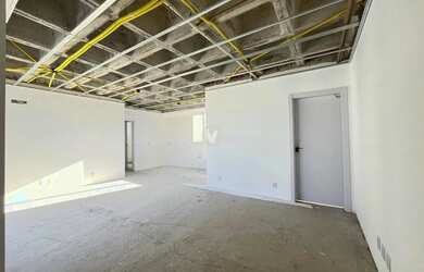 Imagem 2: Apartamento no Centro com 2 dormitórios, 2 vagas e vista panorâmica