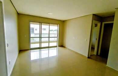 Imagem: O apartamento possui 4 Dormitórios, 2 Banheiros, 2 Vagas na