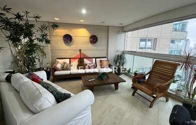 Imagem: O apartamento possui 4 Dormitórios, 4 Banheiros, 3 Vagas na