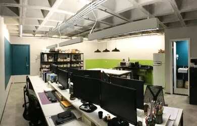 Imagem: O depósito possui 2 Vagas na garagem, 62m² de Área e Imóvel