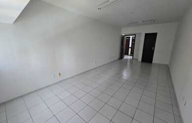 Imagem 4: Excelente sala comercial na Tancredo Neves