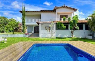 Imagem: A casa em condomínio possui 4 Dormitórios, 5 Banheiros, 3