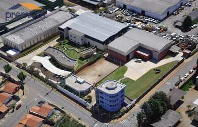 Imagem: O depósito possui 5 Vagas na garagem, 2.000m² de Área e