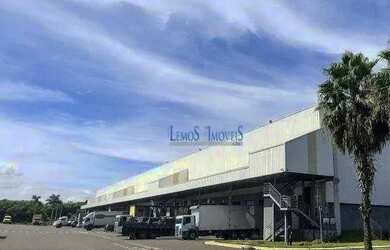 Imagem: O depósito possui 5 Vagas na garagem, 1.504m² de Área e