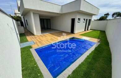 Imagem: A casa em condomínio possui 3 Dormitórios, 5 Banheiros, 4