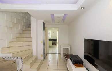 Imagem: A casa em condomínio possui 2 Dormitórios, 1 Banheiro, 1 Vaga