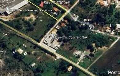Imagem: O terreno possui 9.700m² de Área e está localizado em Barra