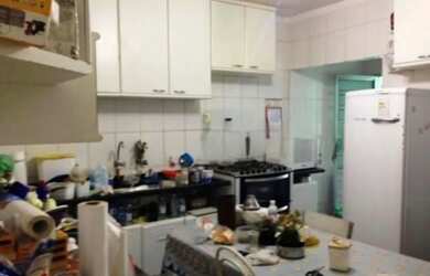 Imagem: A casa possui 3 Dormitórios, 3 Banheiros, 1 Vaga na garagem