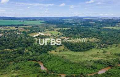 Imagem: O terreno possui 61000m² de Área e está localizado em Estância