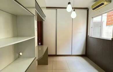 Imagem: A casa em condomínio possui 3 Dormitórios, 4 Banheiros, 2