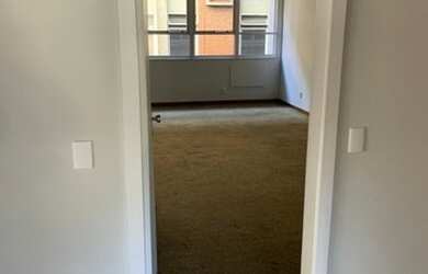 Imagem 10: SALA COMERCIAL DISPONÍVEL PARA LOCAÇÃO