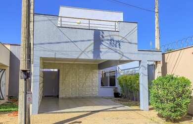 Imagem 1: Sobrado no Santa Tereza Davila por R$ 680.000,00