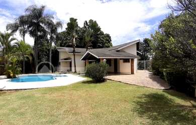 Imagem: A casa em condomínio possui 3 Dormitórios, 3 Banheiros, 4