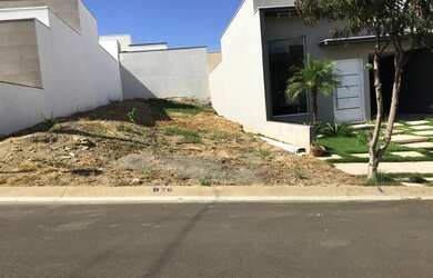 Imagem: O terreno possui 175m² de Área e está localizado em Loteamento