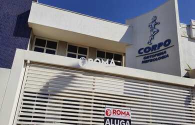 Imagem: O depósito possui 5 Vagas na garagem, 500m² de Área e está