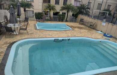 Imagem: O apartamento possui 2 Dormitórios, 1 Banheiro, 1 Vaga na garagem