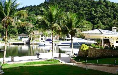 Imagem 2: Casa no Residencial Marina Guarujá no Canal de Bertioga