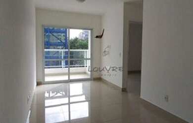 Imagem: O apartamento possui 1 Dormitório, 1 Banheiro, 1 Vaga na garagem