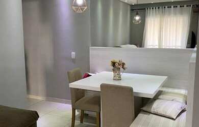 Imagem: O apartamento possui 2 Dormitórios, 1 Banheiro, 1 Vaga na garagem