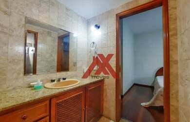 Imagem: O apartamento possui 4 Dormitórios, 4 Banheiros, 2 Vagas na