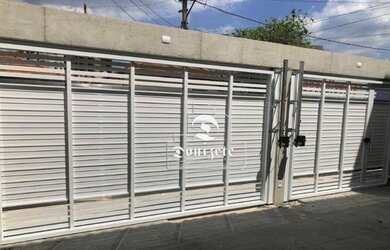 Imagem: A casa possui 5 Dormitórios, 2 Banheiros, 5 Vagas na garagem