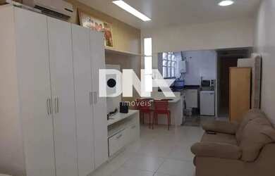 Imagem: A kitnet possui 1 Dormitório, 1 Banheiro, 40m² de Área e