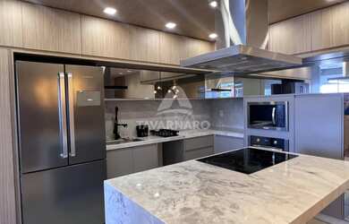 Imagem: O apartamento possui 2 Dormitórios, 1 Banheiro, 2 Vagas na