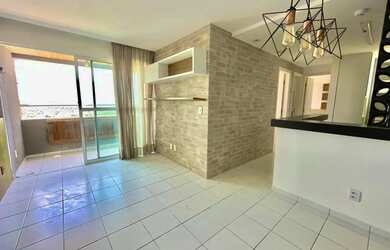 Imagem: O apartamento possui 2 Dormitórios, 2 Banheiros, 1 Vaga na