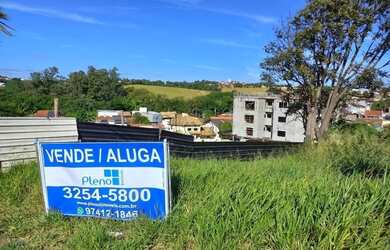 Imagem: O terreno possui 2.200m² de Área e está localizado em Valinhos