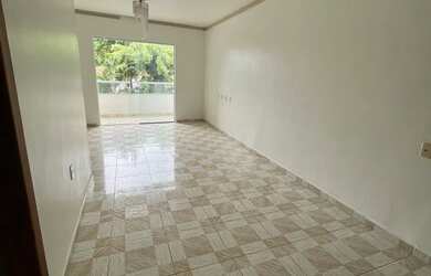 Imagem 3: Apartamento Amplo Nascente