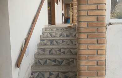 Imagem: A casa possui 2 Dormitórios, 2 Banheiros, 5 Vagas na garagem