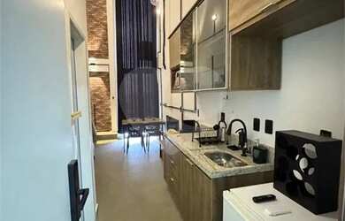 Imagem: O studio possui 1 Dormitório, 1 Banheiro, 1 Vaga na garagem