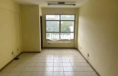 Imagem 4: Sala Comercial de 35m², 01 banho, portaria 24h ideal para consultórios, escritório de advo