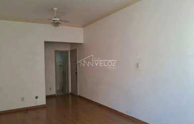 Imagem 10: Kitnet/Conjugado - / Residencial / Centro