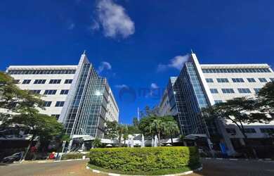 Imagem: O depósito possui 5 Vagas na garagem, 5.511m² de Área e