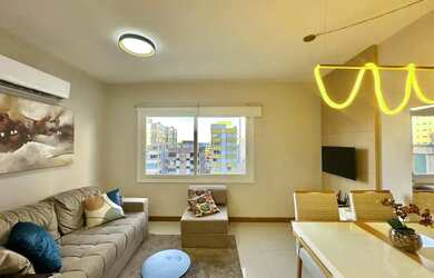 Imagem: O apartamento possui 1 Dormitório, 1 Banheiro, 1 Vaga na garagem