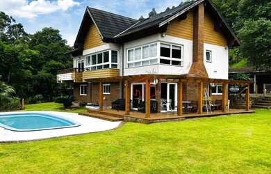 Imagem: A fazenda possui 250m² de Área e está localizado em Área