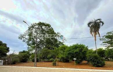 Imagem 3: Ótimo Terreno localizado no Condomínio Privê do Lago Sul - SH Tororó...