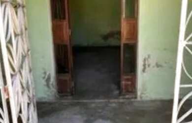 Imagem: A casa possui 2 Dormitórios, 1 Banheiro, 15m² de Área e está